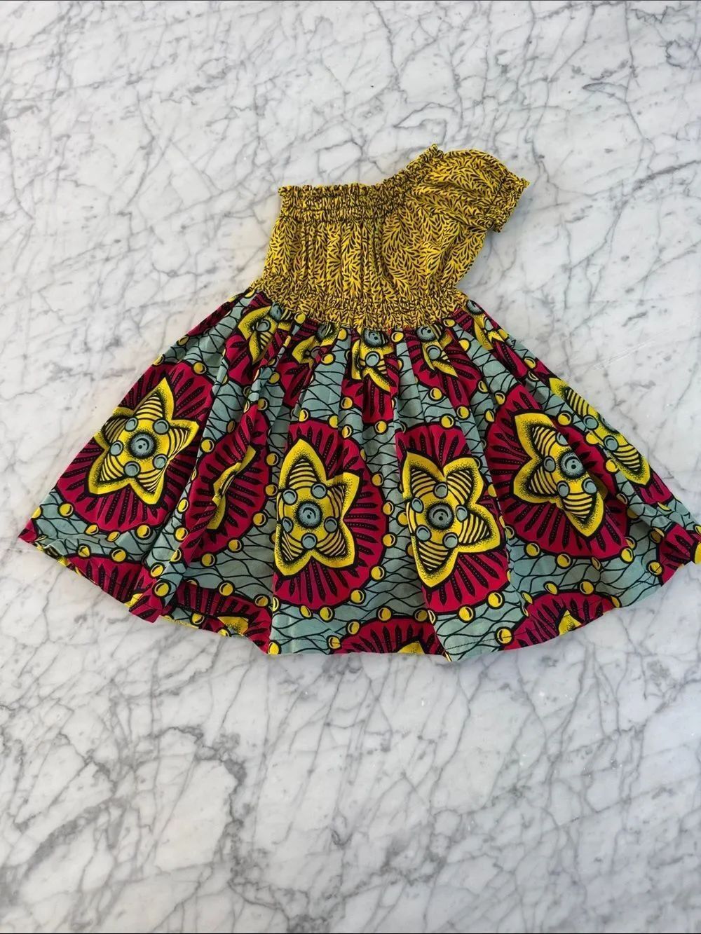 Vibrant SESI Yellow & Pink Smocked Sundress Floral Print Sz 4T